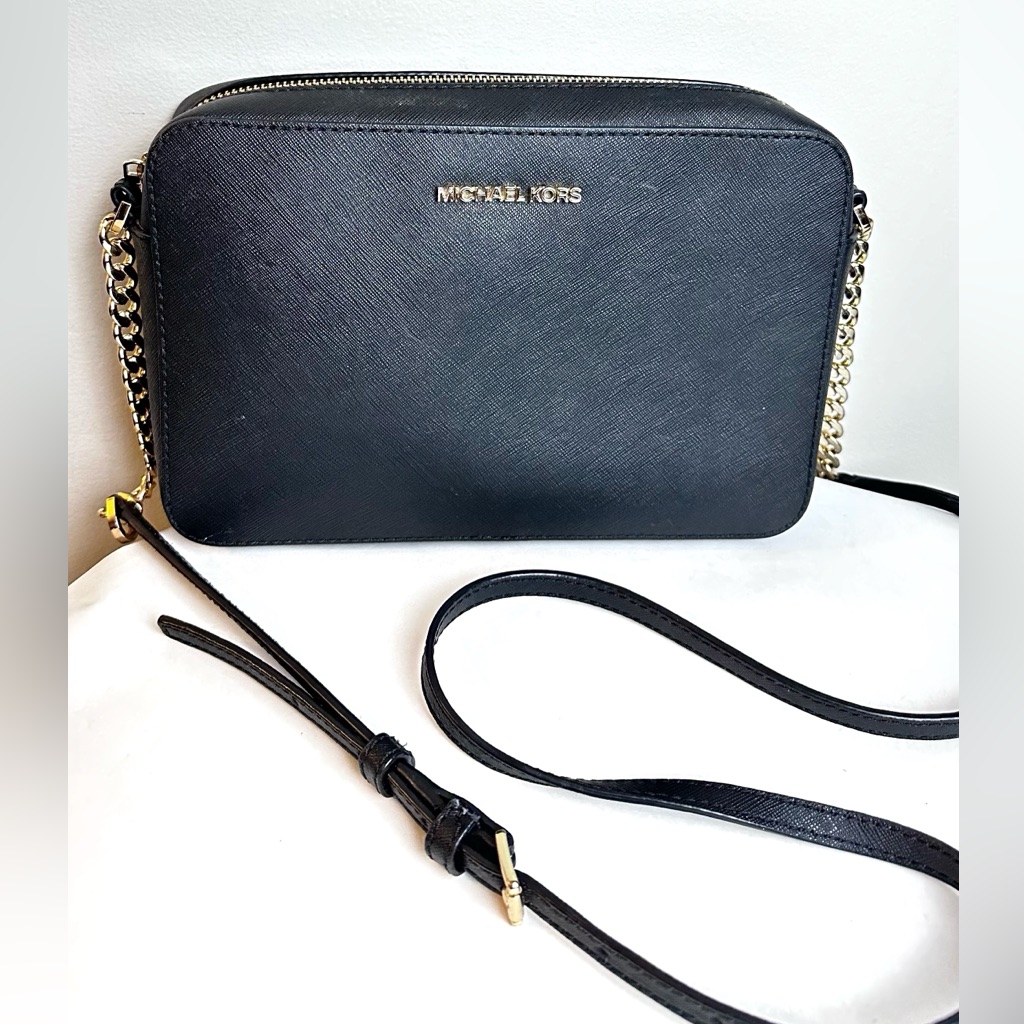 Michael Kors Leather Black Camera Bag Phone Crossbody